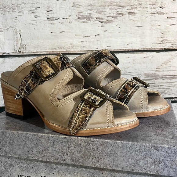 Freebird by Steven Shoes - NWT FreeBird Caprice sandals size 9